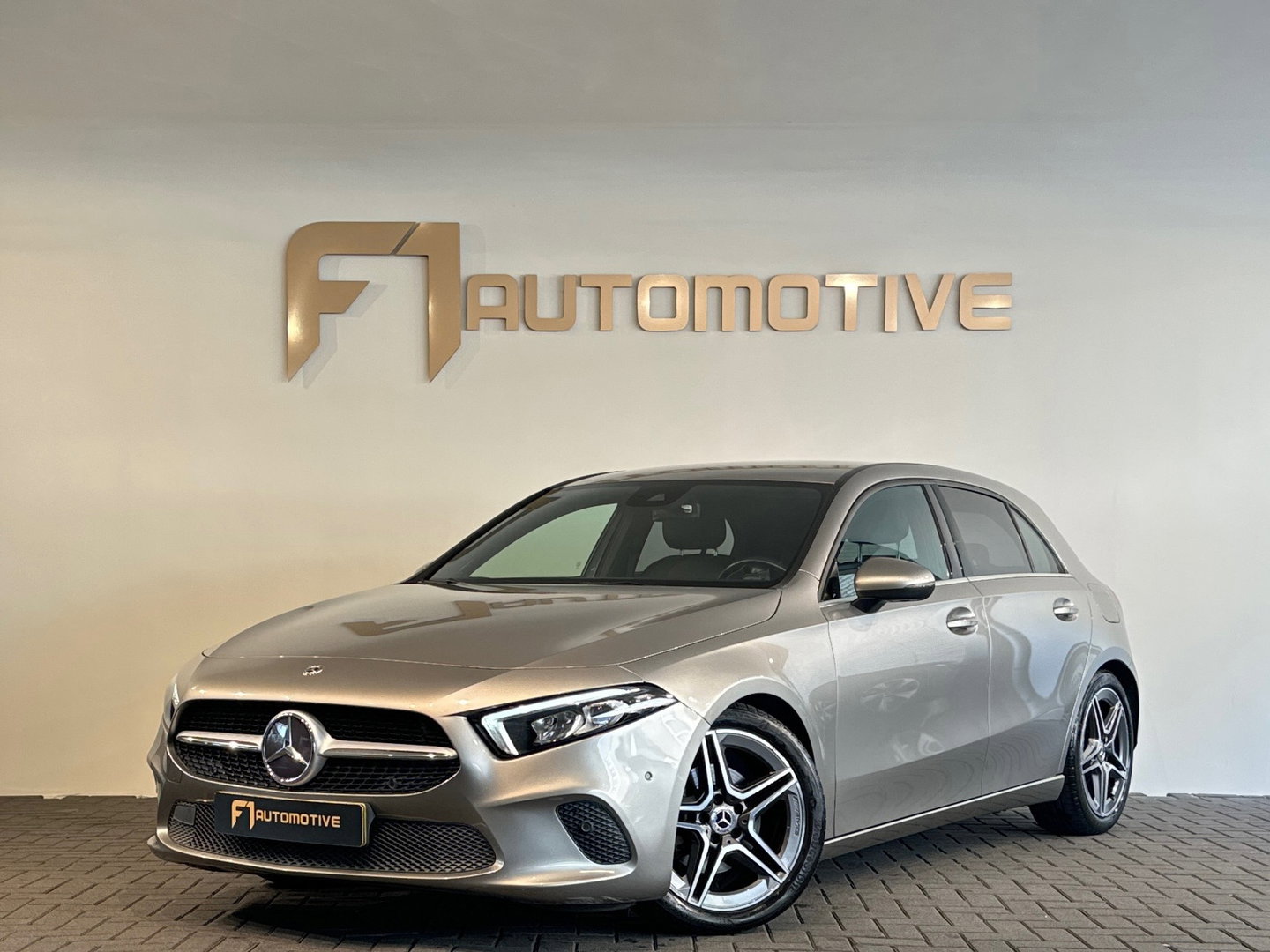 Mercedes-Benz A-Klasse 200 Business Solution NAP|Camera|Lane