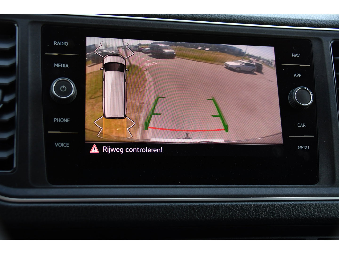MAN TGE 3.180 2.0 L3H2 PB Edition Camera, Cruise, Carplay, LED, Clima, Stoelverwarming, Trekhaak, Standkachel, Uniek!