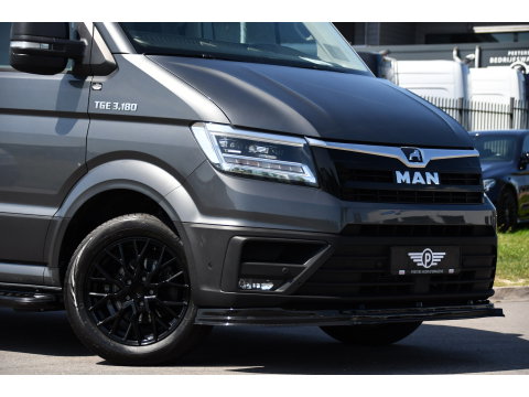 MAN TGE 3.180 2.0 L3H2 PB Edition Camera, Cruise, Carplay, LED, Clima, Stoelverwarming, Trekhaak, Standkachel, Uniek!