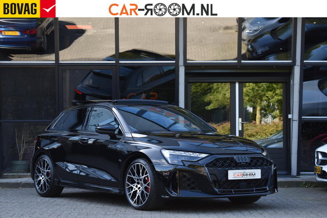 Audi RS3 - Sportback 2.5 TFSI RS3 quattro HULK Pano HUD Kuip Lane Sonos Camera RS3 400PK