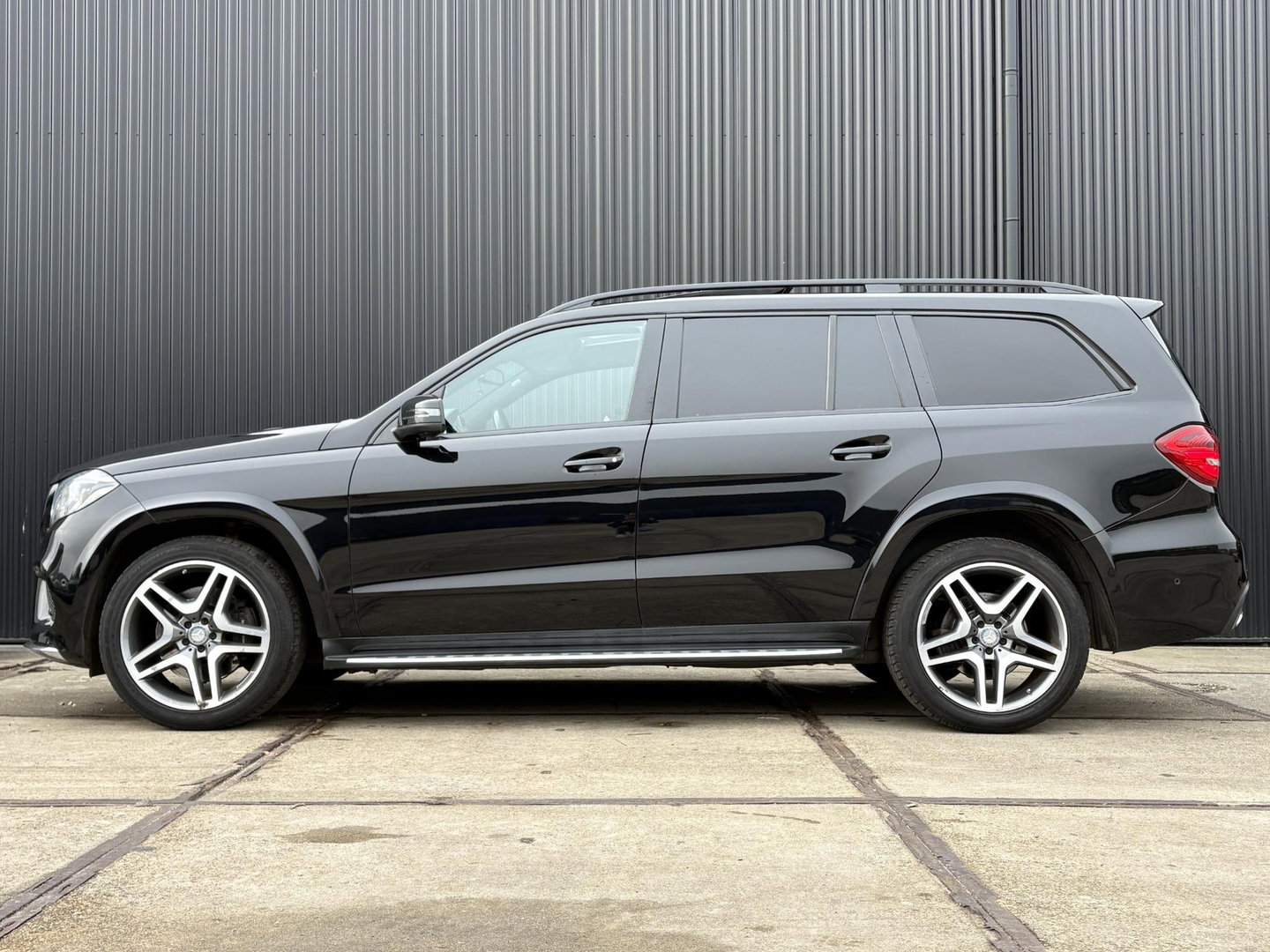 Mercedes-Benz GLS 350 d 4MATIC MARGE | AMG | AIRMATIC | 3500KG | 4x4 | GRIJS KENTEKEN |