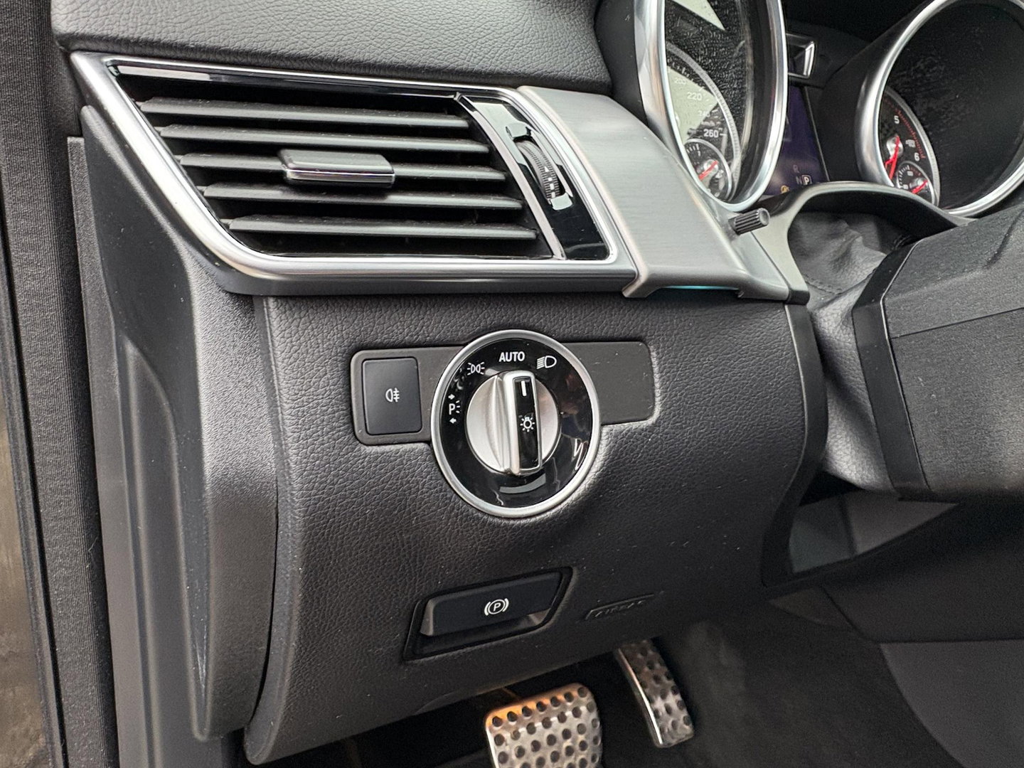 Mercedes-Benz GLS 350 d 4MATIC MARGE | AMG | AIRMATIC | 3500KG | 4x4 | GRIJS KENTEKEN |