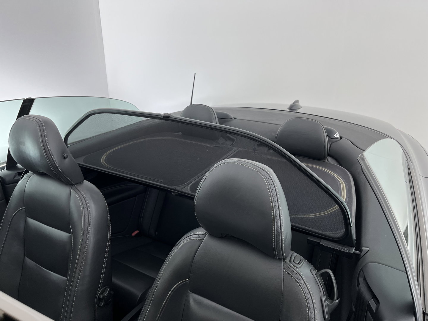 Volvo C70 Convertible 2.0 D3 Summum Plus Line Aut *LEATHER | XENON | MEMORY-PACK | CRUISE | PDC | TOWBAR | AIRSCARF | NAVI-FULLMAP | HEATED-COMFORTSEATS | 18''ALU*