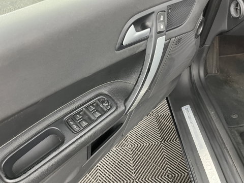Volvo C70 Convertible 2.0 D3 Summum Plus Line Aut *LEATHER | XENON | MEMORY-PACK | CRUISE | PDC | TOWBAR | AIRSCARF | NAVI-FULLMAP | HEATED-COMFORTSEATS | 18''ALU*