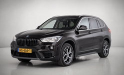 BMW X1 - sDrive20i AUTOMAAT*NL AUTO*AFN. HAAK*LEDER*STOELVERW*HEAD UP
