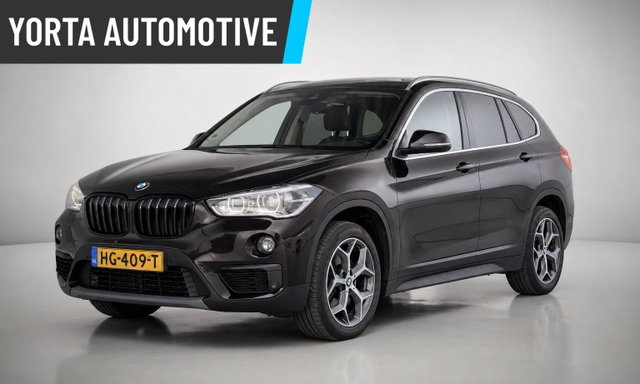 BMW X1 - sDrive20i AUTOMAAT*NL AUTO*AFN. HAAK*LEDER*STOELVERW*HEAD UP