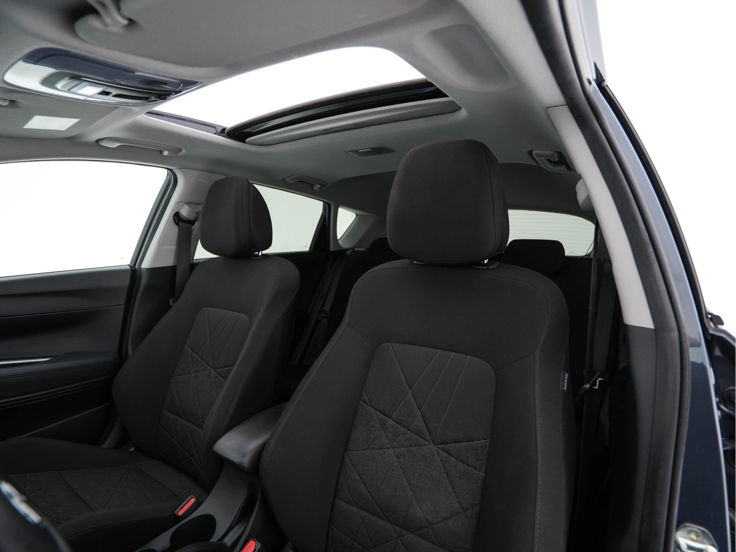 Hyundai Bayon 1.0 T-GDI Premium Sky MHEV (INCL-BTW) *PANO | ADAPTIVE-CRUISE | FULL-LED | BOSE-SOUND | BLINDSPOT | DIGI-COCKPIT | HEATED-SPORTSEATS | CAMERA | DAB | KEYLESS | PRIVACYGLASS | TOWBAR | 16''ALU*