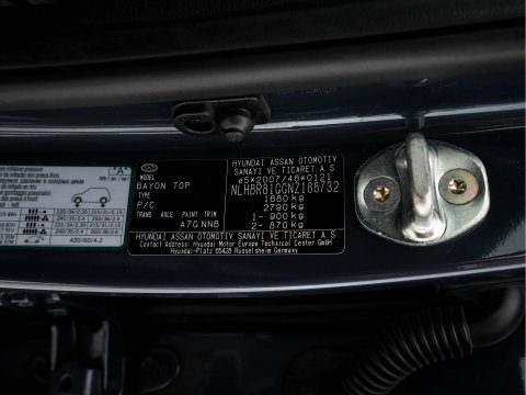 Hyundai Bayon 1.0 T-GDI Premium Sky MHEV (INCL-BTW) *PANO | ADAPTIVE-CRUISE | FULL-LED | BOSE-SOUND | BLINDSPOT | DIGI-COCKPIT | HEATED-SPORTSEATS | CAMERA | DAB | KEYLESS | PRIVACYGLASS | TOWBAR | 16''ALU*