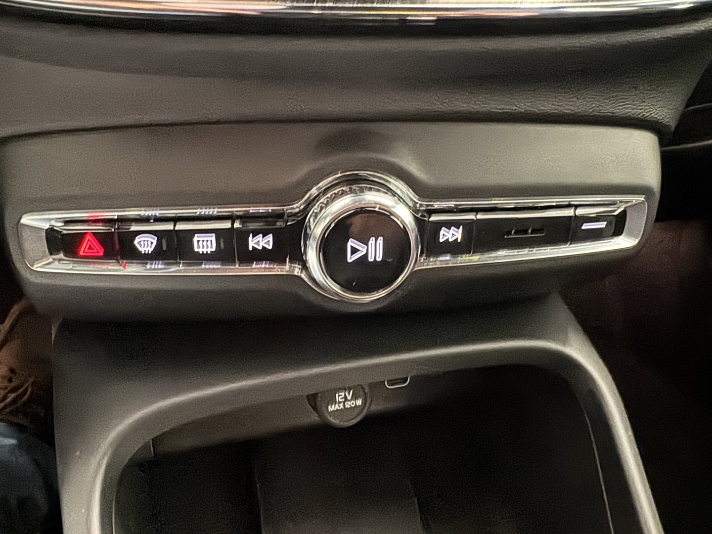 Volvo XC40 Recharge Core