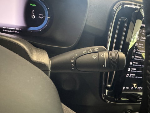 Volvo XC40 Recharge Core