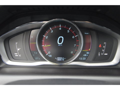 Volvo XC60 T5 FWD Summum | Leer | Dealer onderhouden | Stoelverwarming | Automaat | Cruise Control | All-Seasons |