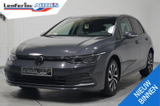 Volkswagen Golf - 2.0 TDI Life Navi PDC v+a Stoel-/stuurverwarming Apple Carplay Adaptive cruise