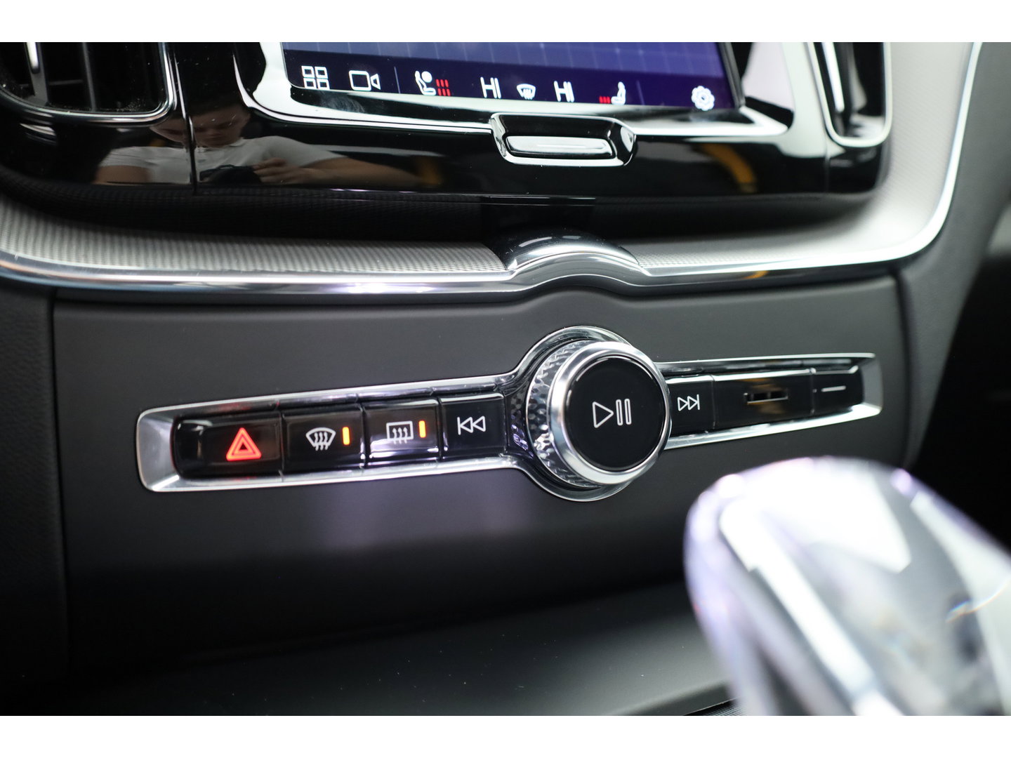 Volvo XC60 2.0 T8 Plug-in-hybrid AWD Polestar Engineered | Long Range | Trekhaak | Öhlins | 360 camera | Head-up | Zwarte Hemel | Rijklaar |
