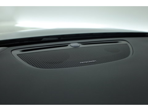 Volvo V60 2.0 T8 Plug-in hybrid AWD Plus Bright | 455 PK | Pano-dak | Forest Lake | 360 camera | Head-up |