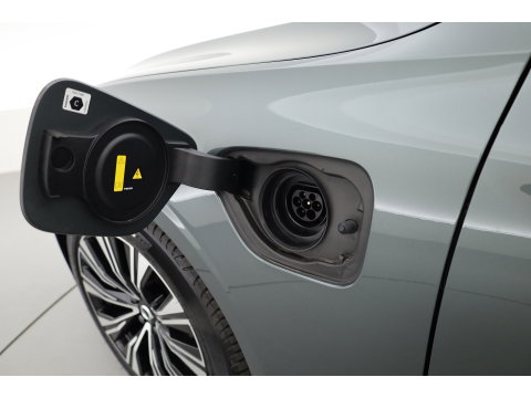 Volvo V60 2.0 T8 Plug-in hybrid AWD Plus Bright | 455 PK | Pano-dak | Forest Lake | 360 camera | Head-up |