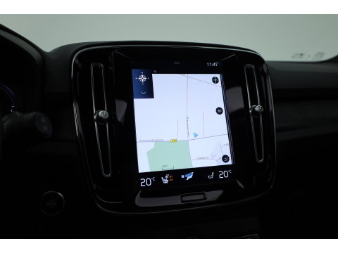 Volvo XC40 1.5 T4 Plug-in hybrid Plus Bright | 211 PK | Facelift | 11-2023| Pano-dak | Tailored Wool | Elek. stoelen | Adap. Cruise | Dodehoek |