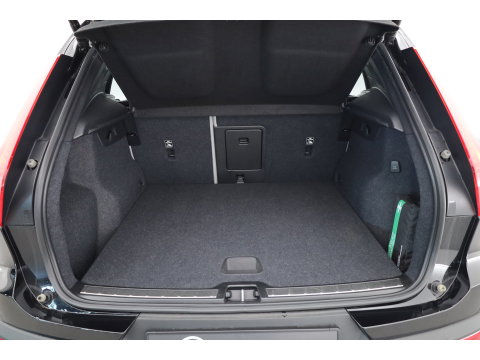 Volvo XC40 1.5 T4 Plug-in hybrid Plus Bright | 211 PK | Facelift | 11-2023| Pano-dak | Tailored Wool | Elek. stoelen | Adap. Cruise | Dodehoek |