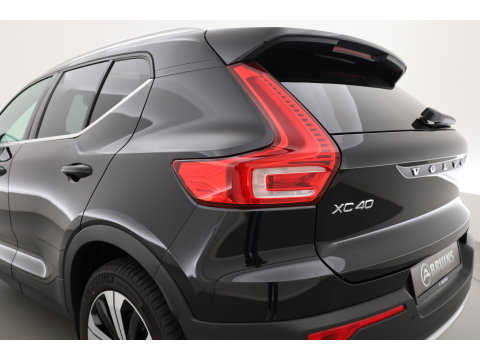Volvo XC40 1.5 T4 Plug-in hybrid Plus Bright | 211 PK | Facelift | 11-2023| Pano-dak | Tailored Wool | Elek. stoelen | Adap. Cruise | Dodehoek |