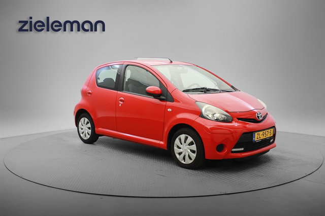 Toyota Aygo - 1.0 VVT-i Acces 5 Deurs - Airco, Navi