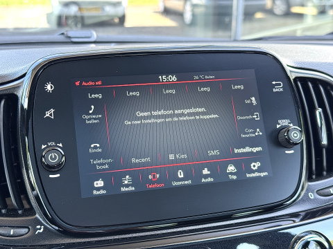 Fiat 500 1.0 Hybrid Dolcevita | Apple Carplay | Android Auto | Origineel Nederlands | Panoramadak | Cruise Control |  Airconditioning | Parkeersensoren | 15" Lichtmetaal | DAB | Elektrische Spiegels |