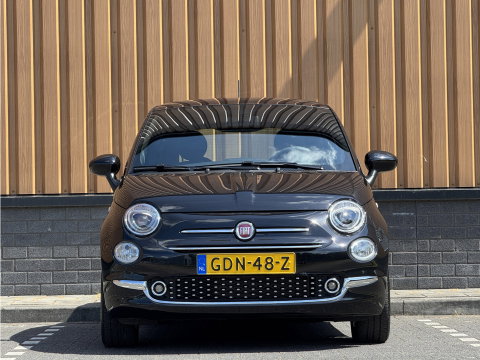 Fiat 500 1.0 Hybrid Dolcevita | Apple Carplay | Android Auto | Origineel Nederlands | Panoramadak | Cruise Control |  Airconditioning | Parkeersensoren | 15" Lichtmetaal | DAB | Elektrische Spiegels |
