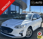 Ford Focus - Wagon 1.0 EcoBoost Titanium Business 125PK | Zeer Nette Staat | NL AUTO | 2e Eigenaar | Volledige Onderhoudshistorie | Navigatie | Trekhaak | Parkeersensoren Voor en Achter | 2 Sleutels | Privacy Glass |