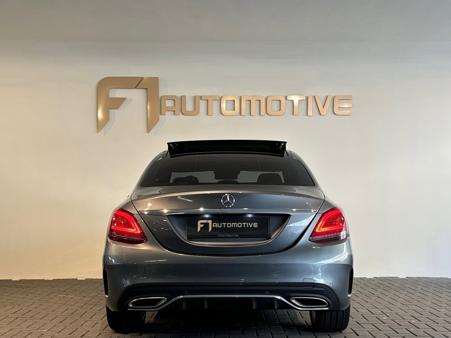 Mercedes-Benz C-Klasse 300 AMG Pano|Memory|Burmester|HuD|Cam