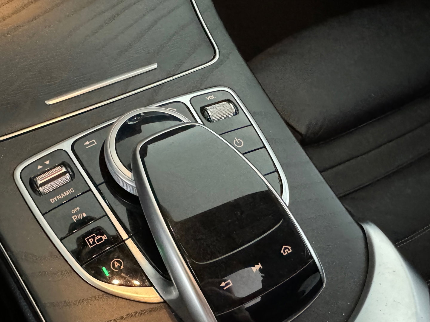 Mercedes-Benz C-Klasse 300 AMG Pano|Memory|Burmester|HuD|Cam