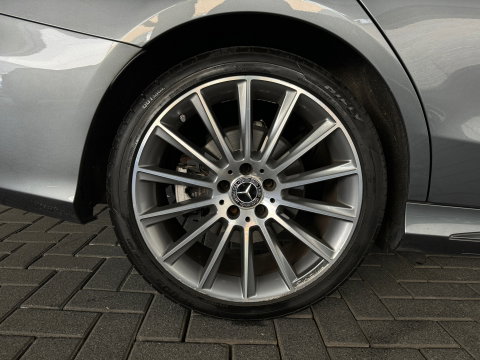 Mercedes-Benz C-Klasse 300 AMG Pano|Memory|Burmester|HuD|Cam
