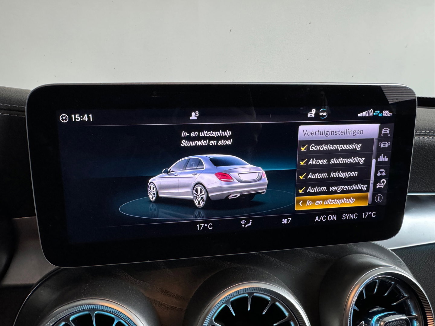 Mercedes-Benz C-Klasse 300 AMG Pano|Memory|Burmester|HuD|Cam