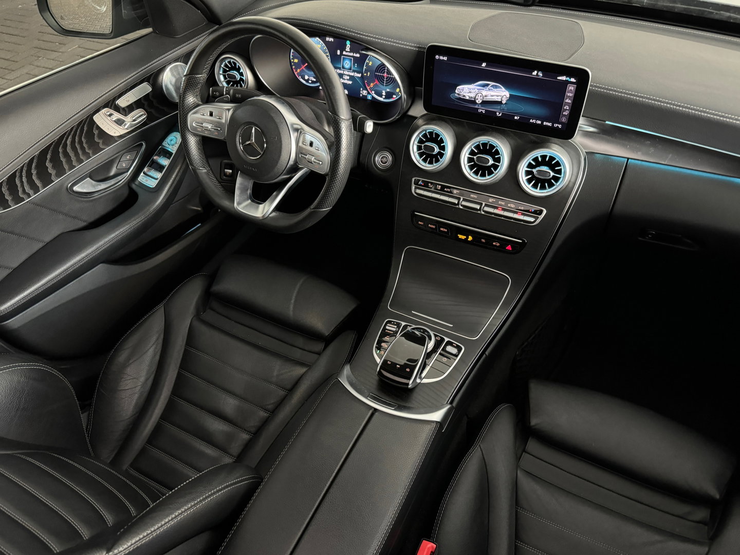Mercedes-Benz C-Klasse 300 AMG Pano|Memory|Burmester|HuD|Cam