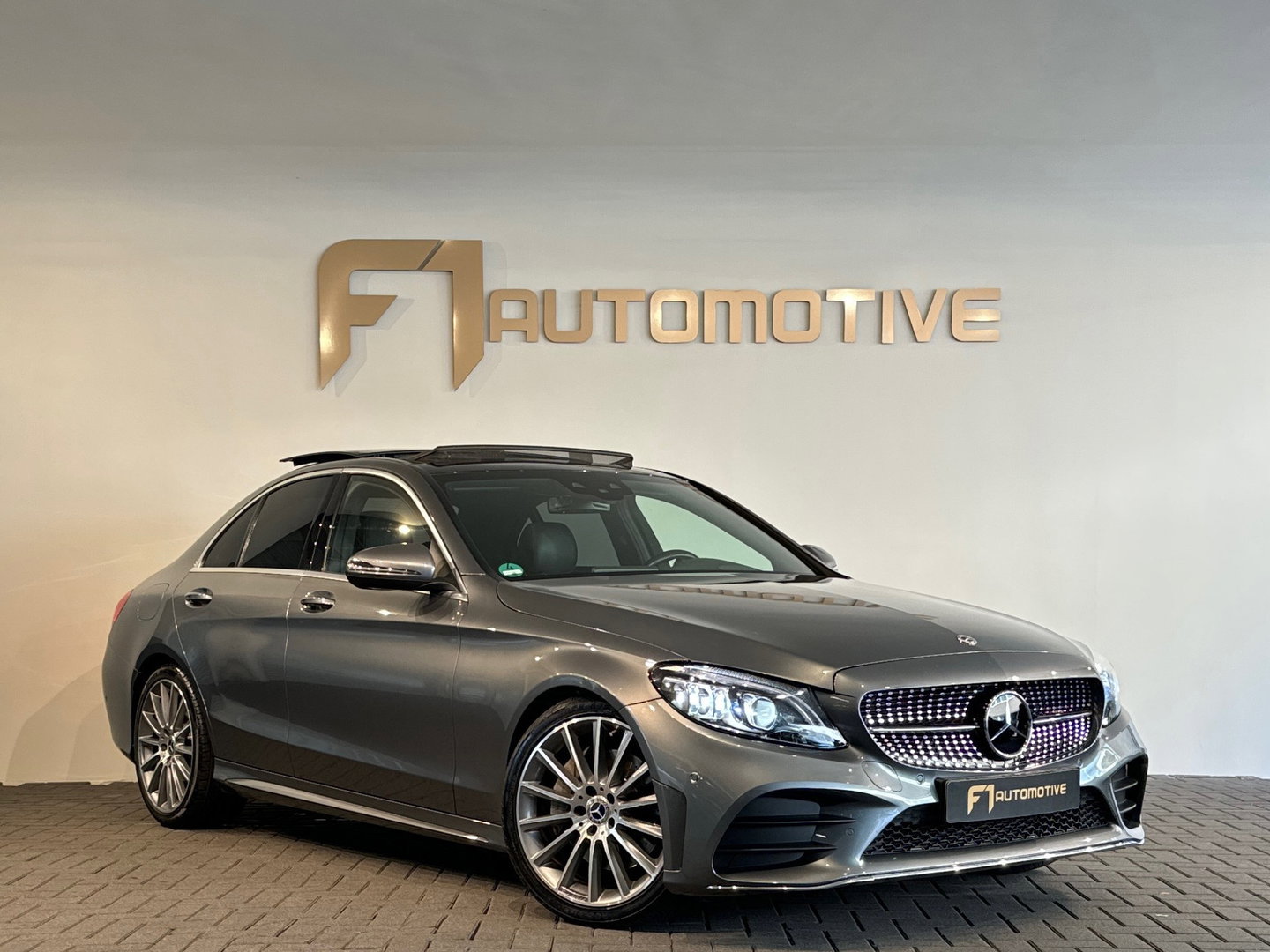 Mercedes-Benz C-Klasse 300 AMG Pano|Memory|Burmester|HuD|Cam