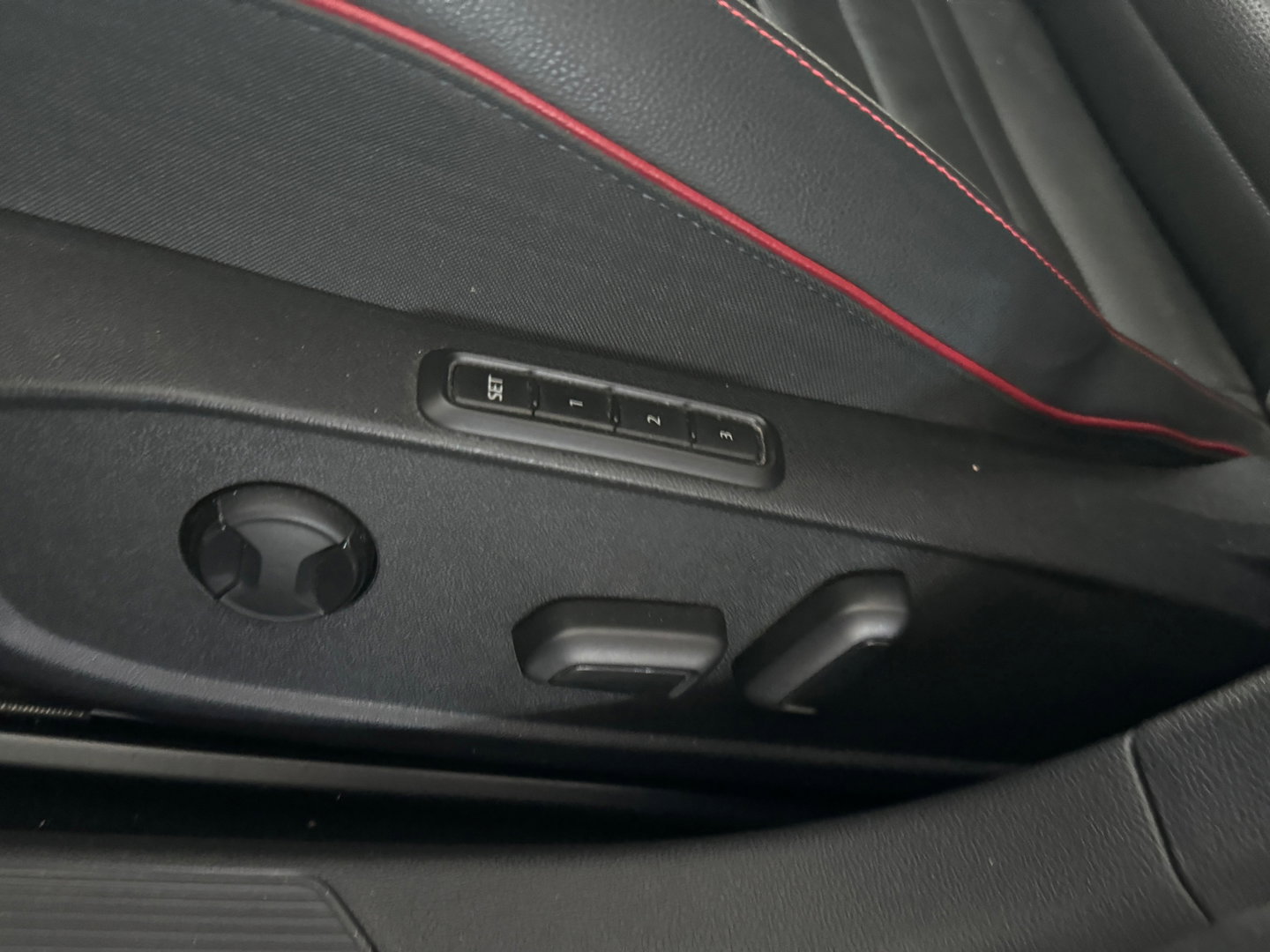 Volkswagen Golf 2.0 TSI GTI Clubsport Pano|HuD|Memory|H/K|IQ