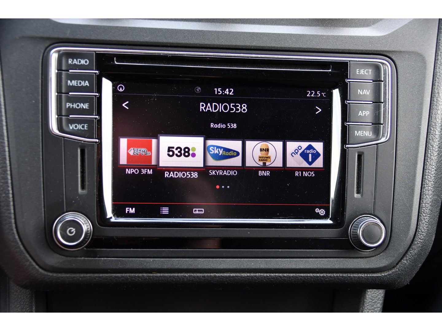 Volkswagen Caddy 2.0 TDI L1H1 PB Edition Cruise, Carplay, Sensoren, 185pk, Multimedia, Airco, Lederen stuur, Uniek!