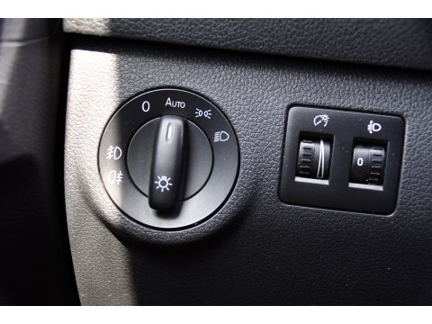 Volkswagen Caddy 2.0 TDI L1H1 PB Edition Cruise, Carplay, Sensoren, 185pk, Multimedia, Airco, Lederen stuur, Uniek!