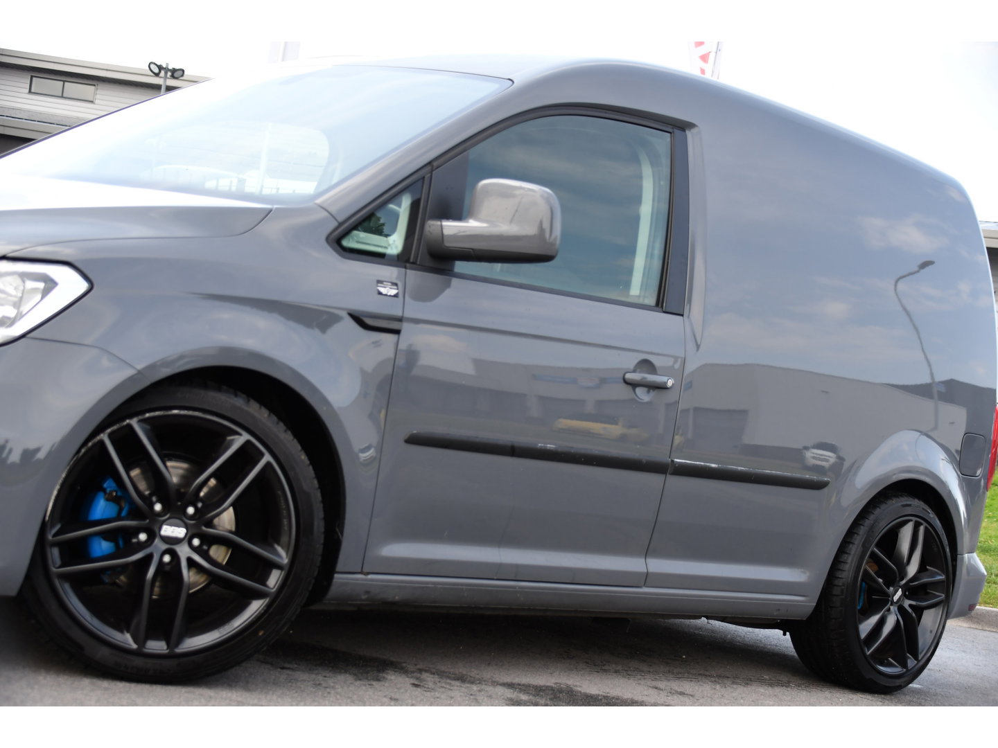 Volkswagen Caddy 2.0 TDI L1H1 PB Edition Cruise, Carplay, Sensoren, 185pk, Multimedia, Airco, Lederen stuur, Uniek!