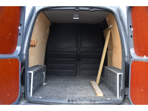 Volkswagen Caddy 2.0 TDI L1H1 PB Edition Cruise, Carplay, Sensoren, 185pk, Multimedia, Airco, Lederen stuur, Uniek!