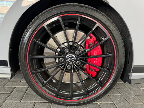 Volkswagen Golf 2.0 TSI GTI Clubsport 45 Jahre Akrapovic|H/K