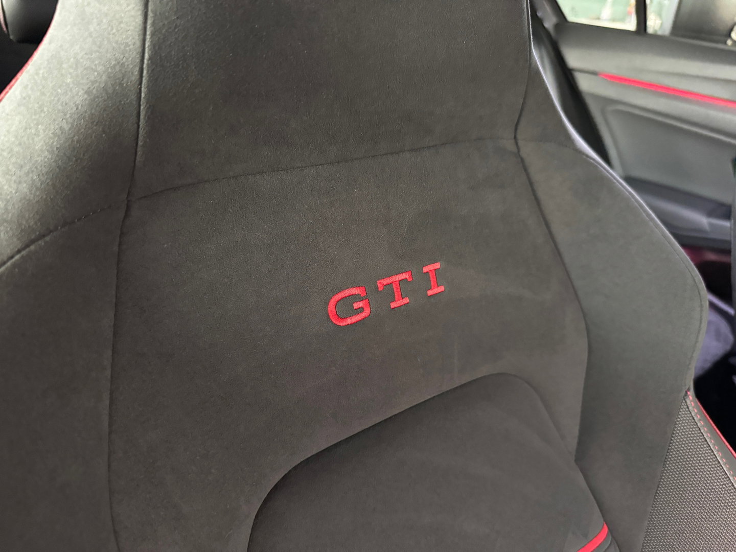 Volkswagen Golf 2.0 TSI GTI Clubsport 45 Jahre Akrapovic|H/K