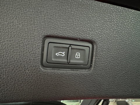 Audi Q8 60 TFSI e quattro S Line Pano|RS Seat|HuD|B&O|Massage