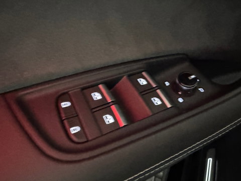 Audi Q8 60 TFSI e quattro S Line Pano|RS Seat|HuD|B&O|Massage