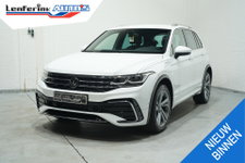 Volkswagen Tiguan - 1.4 TSI eHybrid R-Line Business+ NAP Clima Camera 360 Apple Carplay Led koplampen Rijklaar!