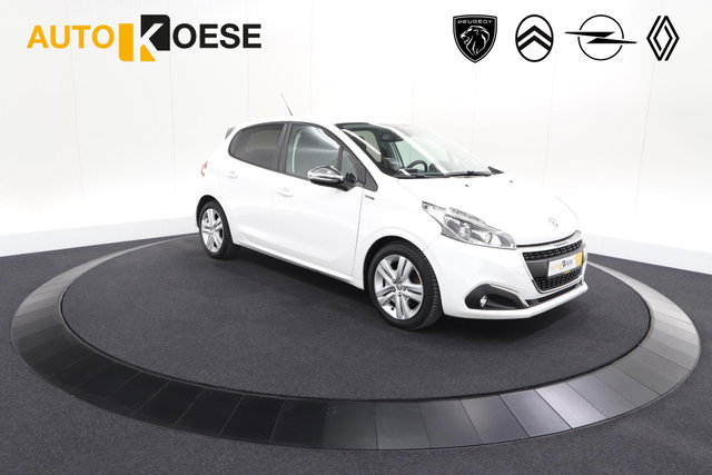Peugeot 208 - PureTech 82 Signature | Parkeersensoren | Apple Carplay | Navigatie
