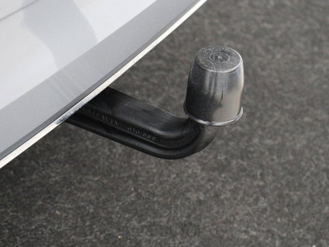 Volkswagen Golf 1.5 TSI Style | Matrix LED | Camera | Carplay | Trekhaak | Massage | Memory | Sfeerverlichting | Adaptive cruise | Digital Cockpit | Parkeerhulp | File Assistent | Climate control | Bluetooth
