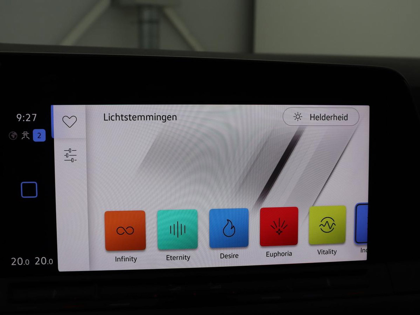 Volkswagen Golf 1.5 TSI Style | Matrix LED | Camera | Carplay | Trekhaak | Massage | Memory | Sfeerverlichting | Adaptive cruise | Digital Cockpit | Parkeerhulp | File Assistent | Climate control | Bluetooth