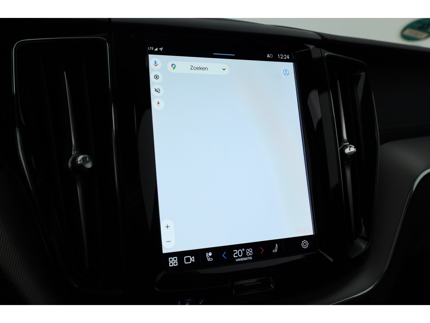 Volvo XC60 2.0 T8 Plug-in-hybrid AWD Polestar Engineered | Bowers & Wilkins | Pano | Öhlins |  | HUD | Elek. Trekhaak | 360cam | 22'' | Zwarte hemel |