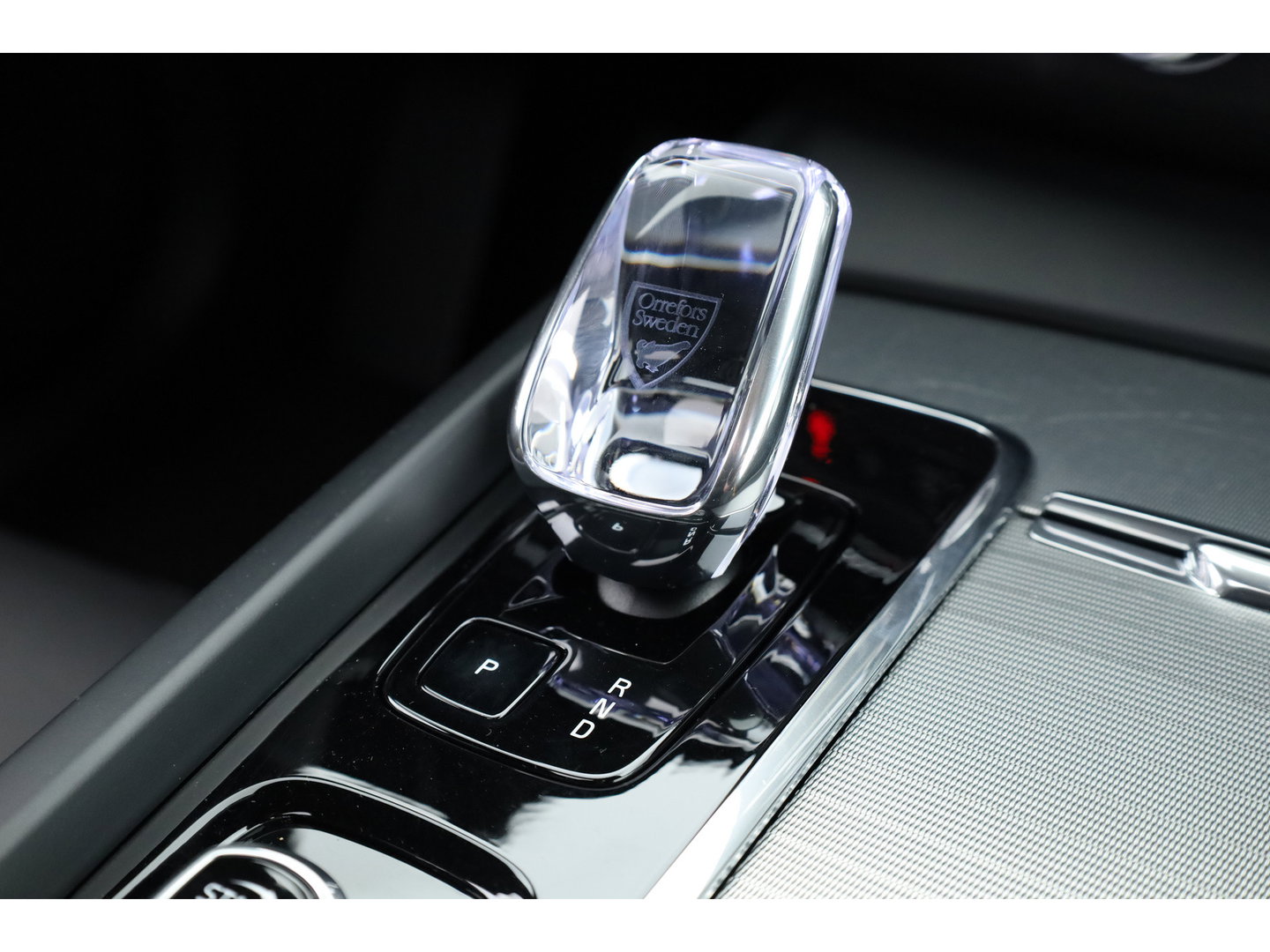 Volvo XC60 2.0 T8 Plug-in-hybrid AWD Polestar Engineered | Bowers & Wilkins | Pano | Öhlins |  | HUD | Elek. Trekhaak | 360cam | 22'' | Zwarte hemel |