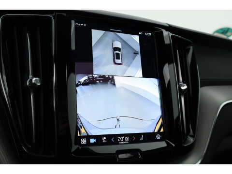 Volvo XC60 2.0 T8 Plug-in-hybrid AWD Polestar Engineered | Bowers & Wilkins | Pano | Öhlins |  | HUD | Elek. Trekhaak | 360cam | 22'' | Zwarte hemel |