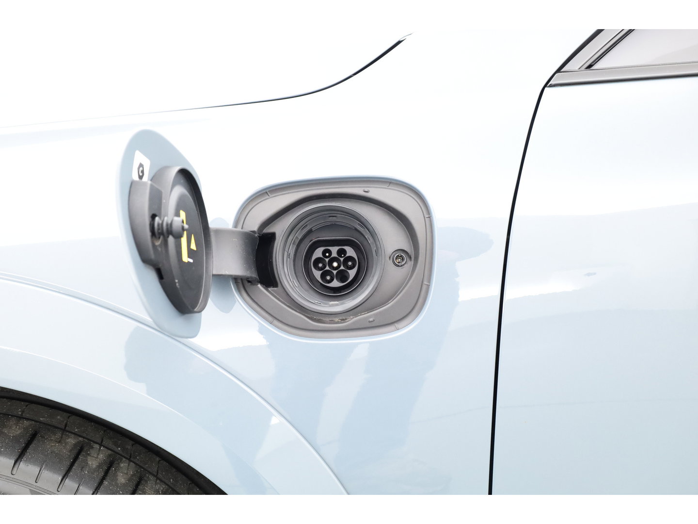 Volvo XC60 2.0 T8 Plug-in-hybrid AWD Polestar Engineered | Bowers & Wilkins | Pano | Öhlins |  | HUD | Elek. Trekhaak | 360cam | 22'' | Zwarte hemel |