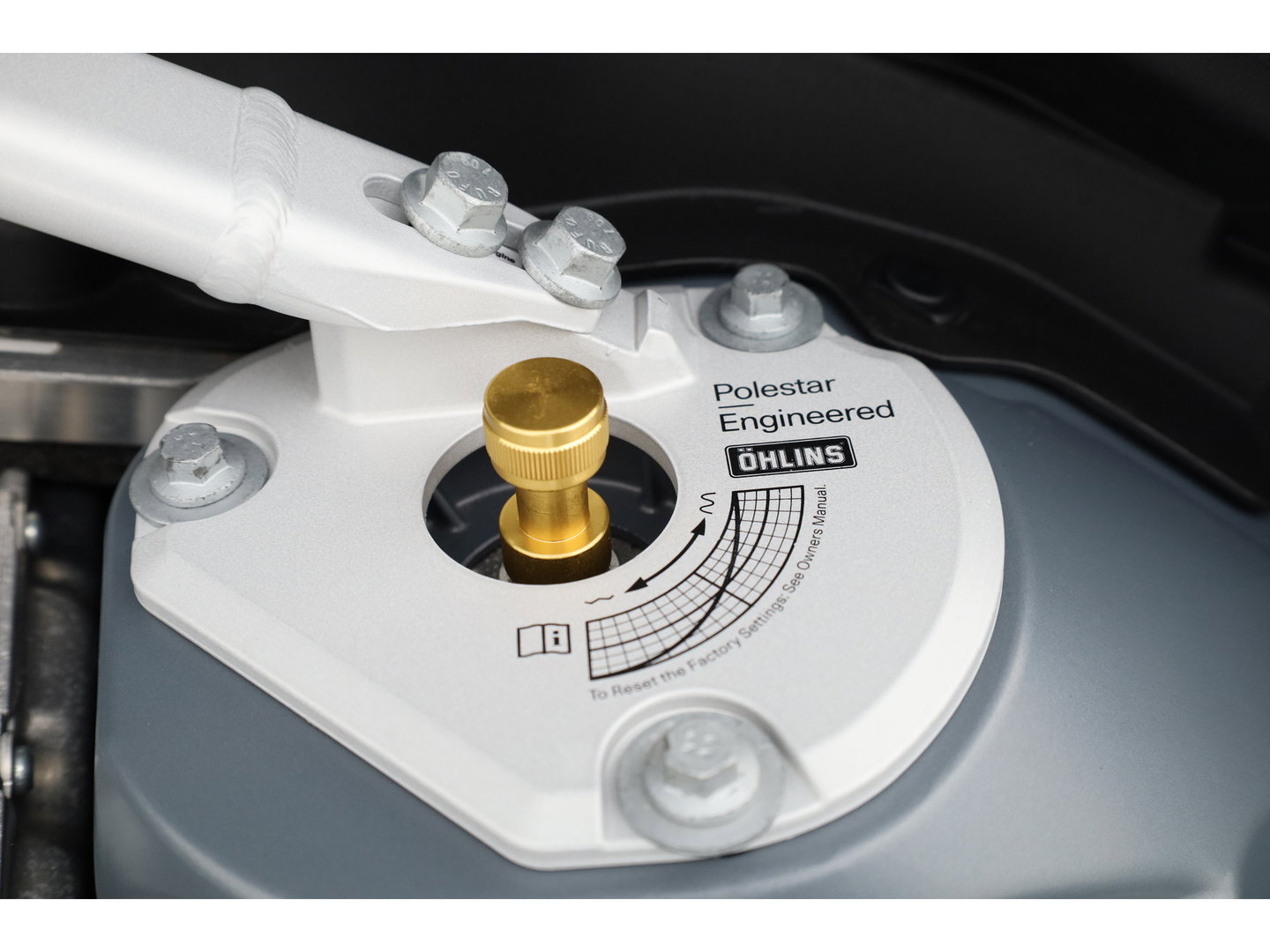 Volvo XC60 2.0 T8 Plug-in-hybrid AWD Polestar Engineered | Bowers & Wilkins | Pano | Öhlins |  | HUD | Elek. Trekhaak | 360cam | 22'' | Zwarte hemel |
